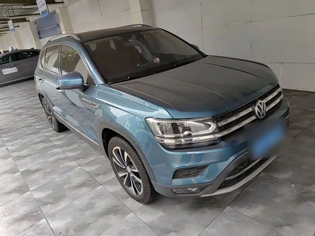 Volkswagen Tharu 2018