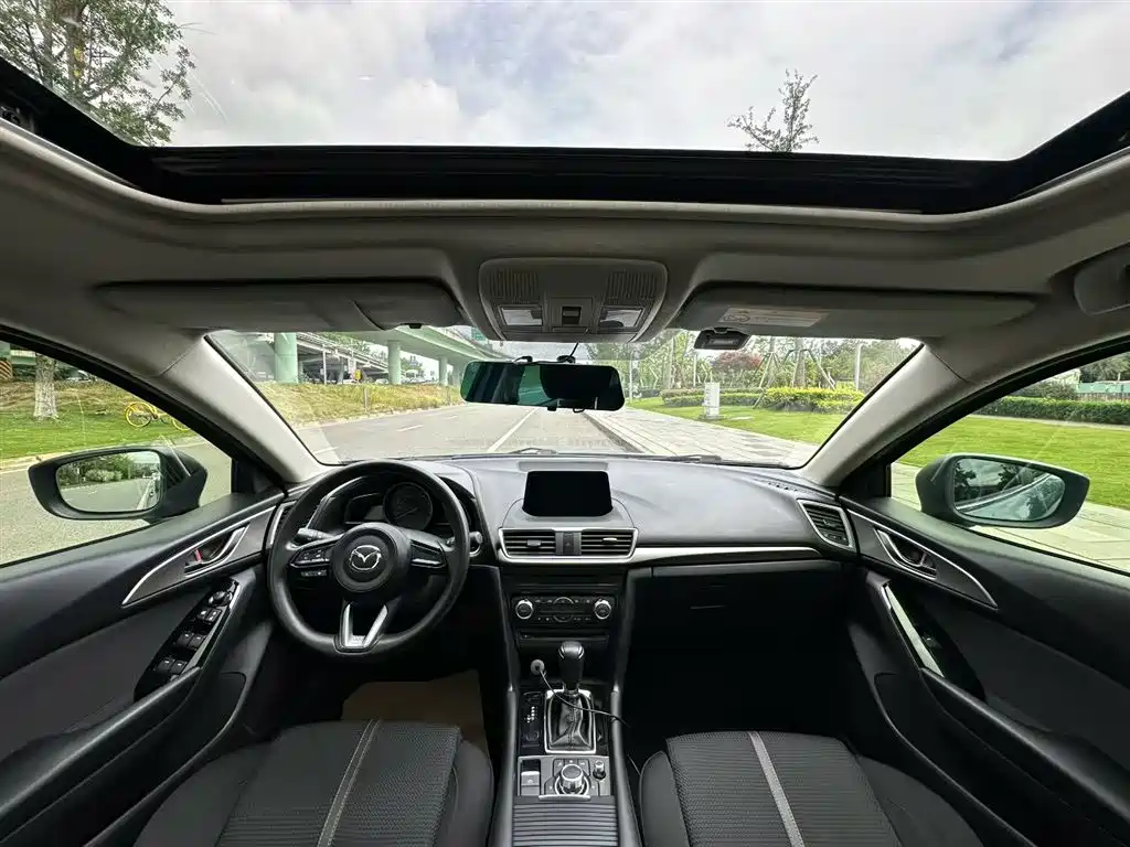 Mazda 3 Angkesela 2017