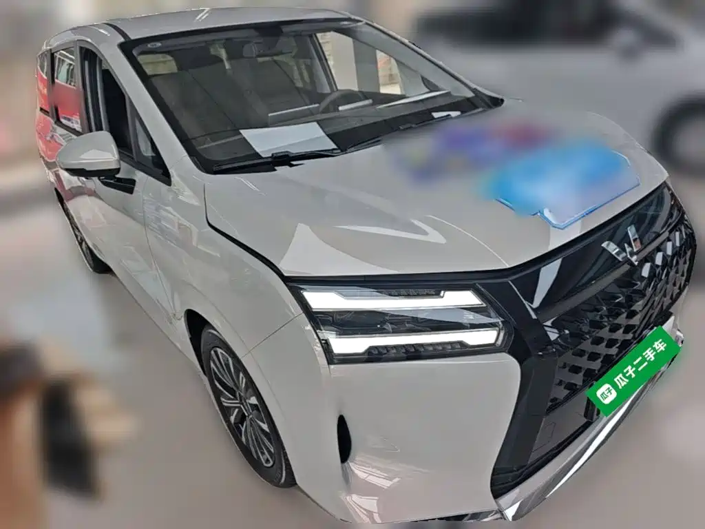 Wuling Starlight 730 EV 2025 — фото 7