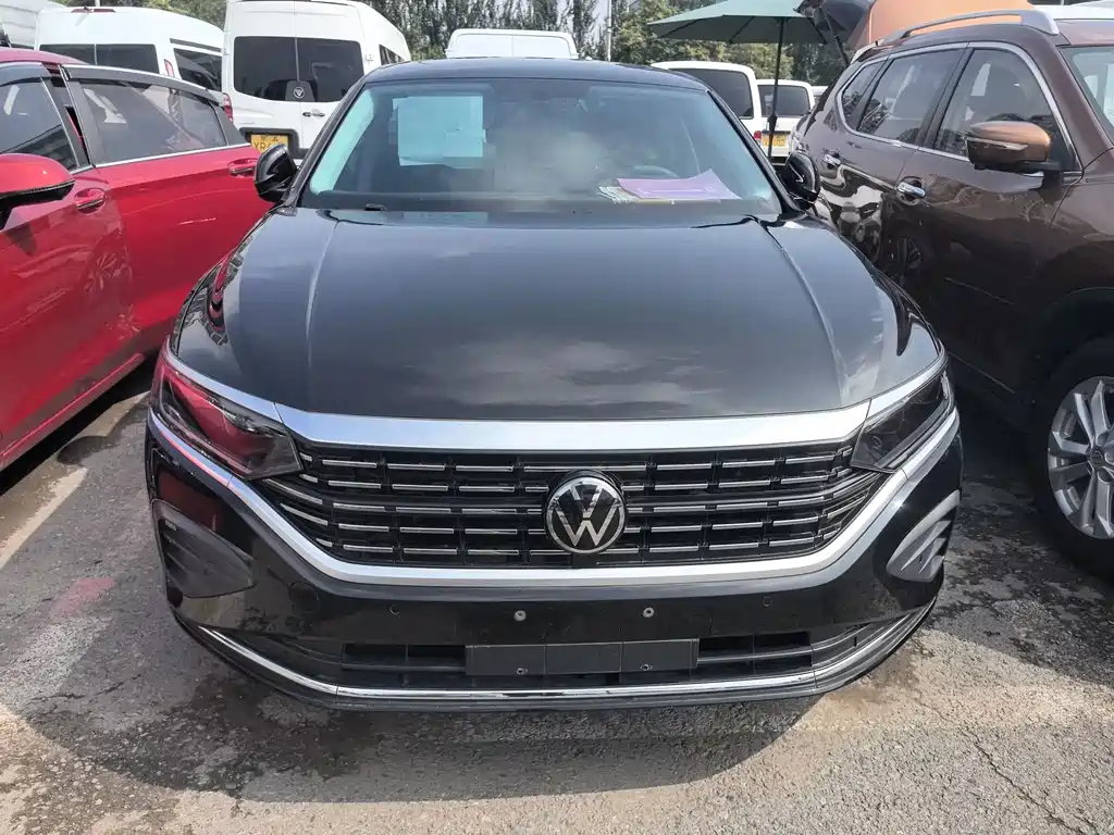 Volkswagen Passat 2024