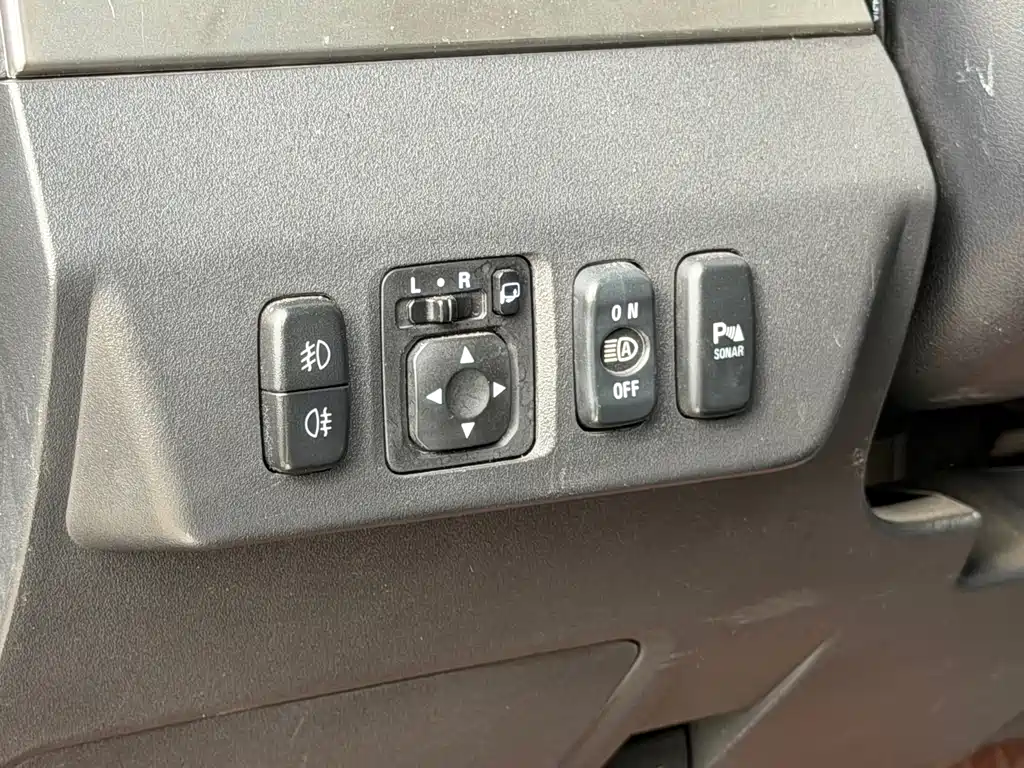 Mitsubishi Pajero 2017 — фото 25