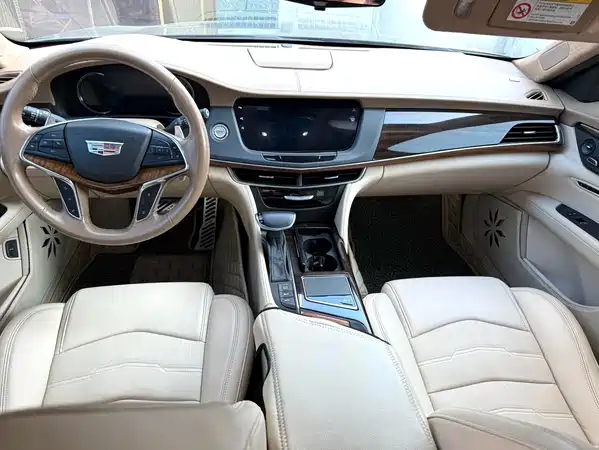 Cadillac CT6 2016