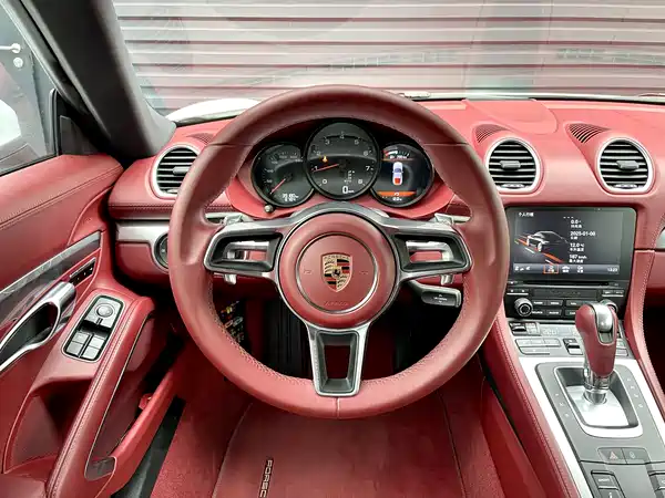 Porsche 718 2017