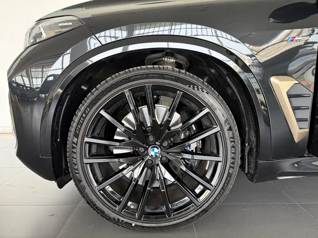 BMW X5 2025 — фото 10