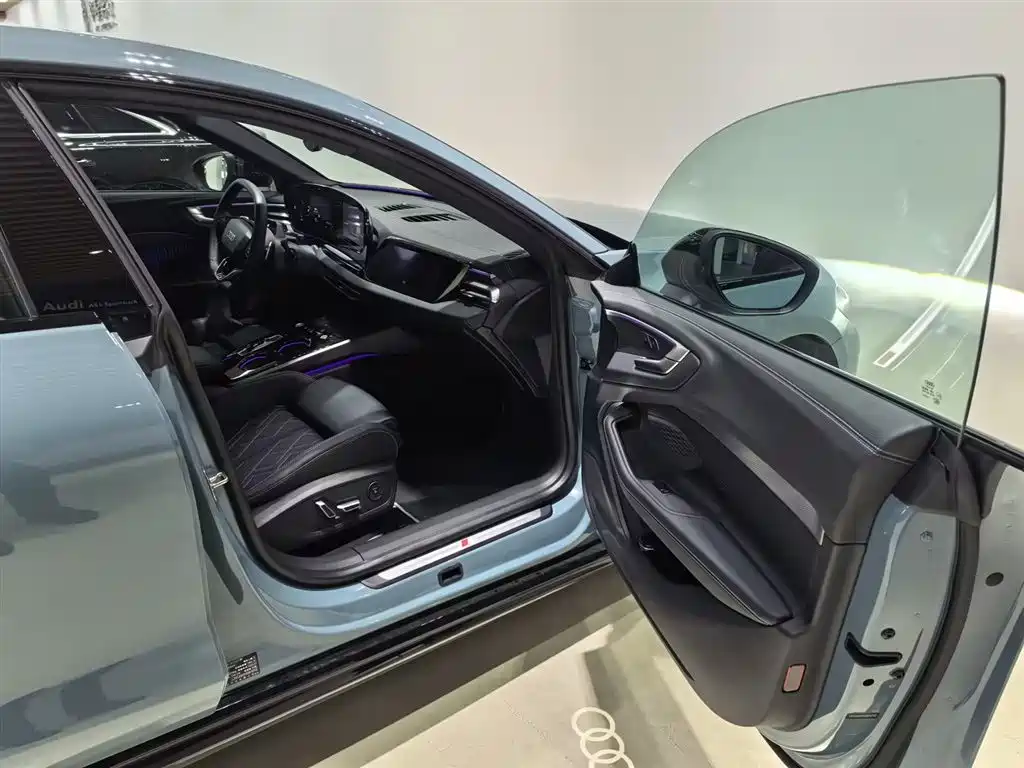 Audi A5L Sportback 2025 — фото 20