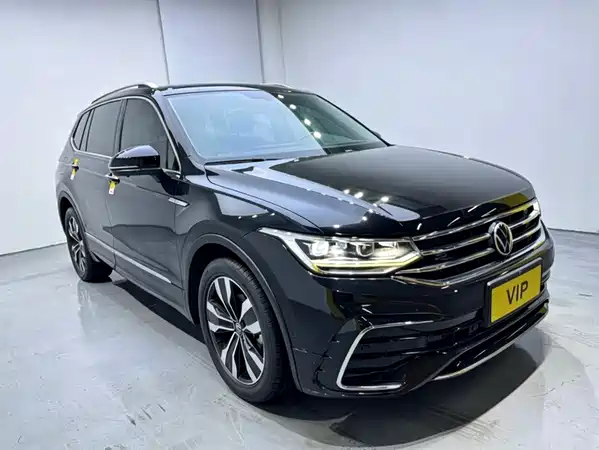Volkswagen Tiguan L 2022
