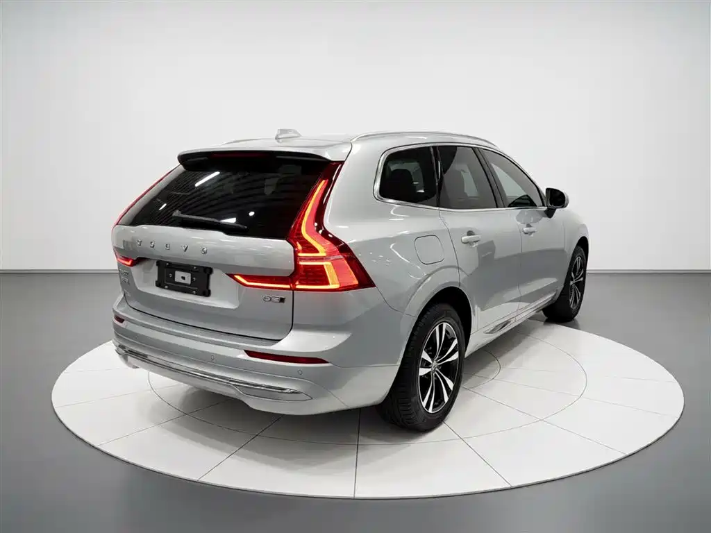Volvo XC60 2024 — фото 5