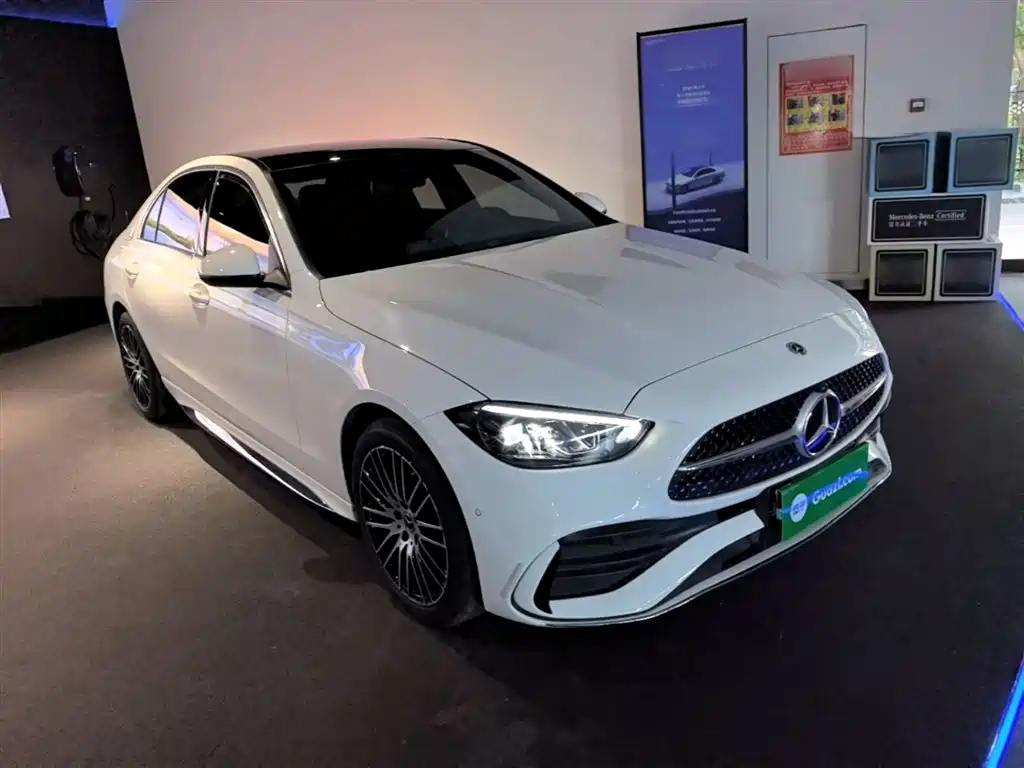 Mercedes-Benz C-Class 2023 — фото 4