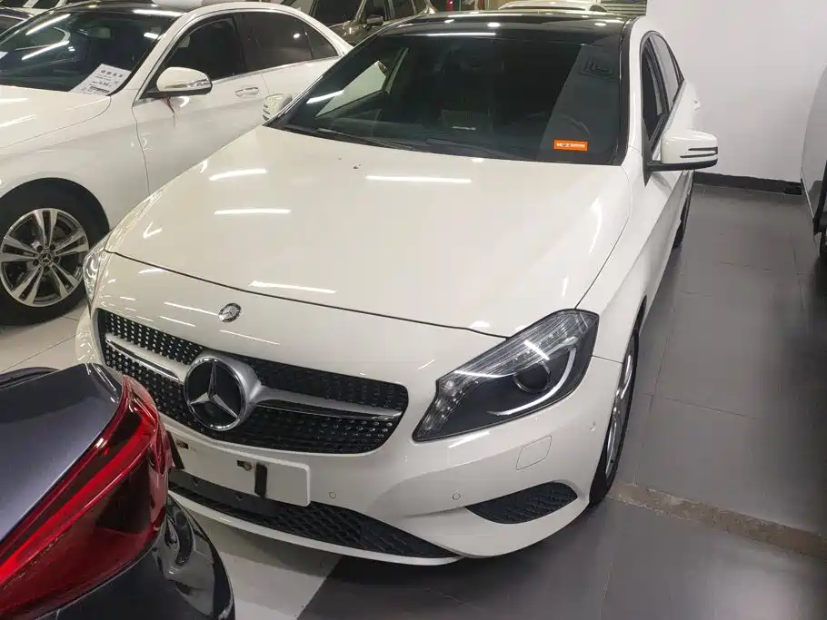 Mercedes-Benz A-Class 2015