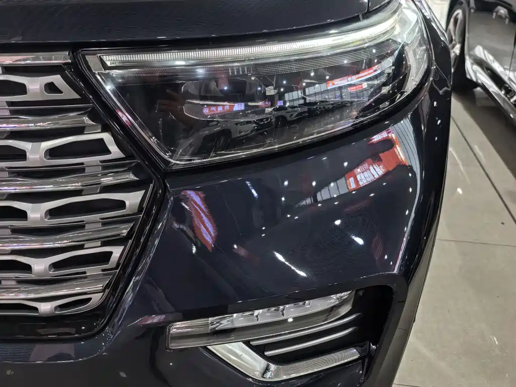 Ford Explorer 2021 — фото 10