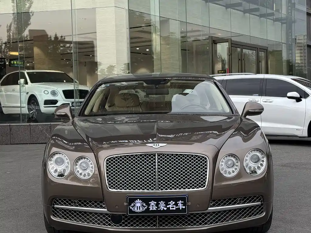 Bentley Flying Spur 2014 — фото 2