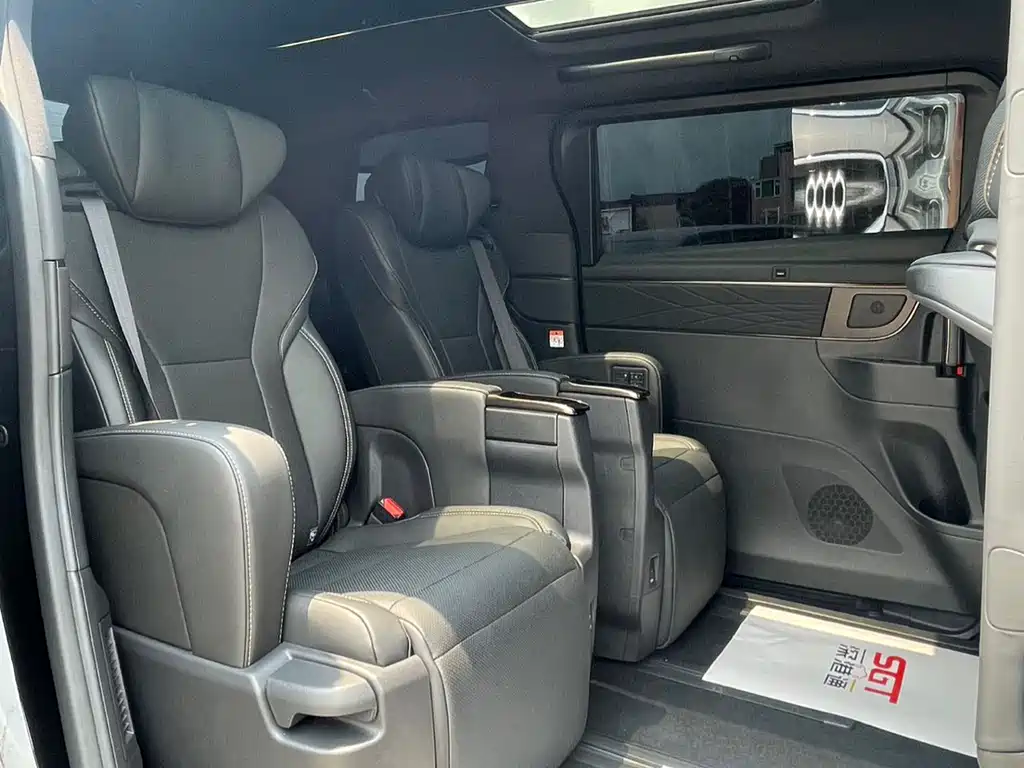 Toyota Alphard 2025 — фото 14