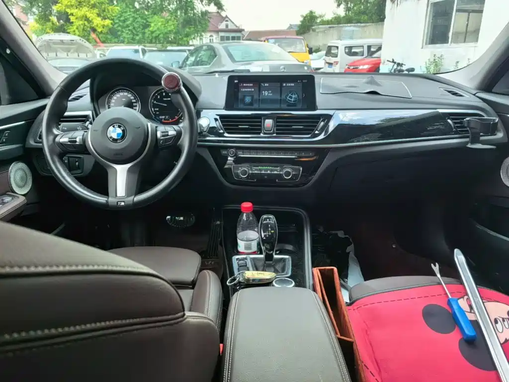 BMW 1 Series 2021 — фото 10