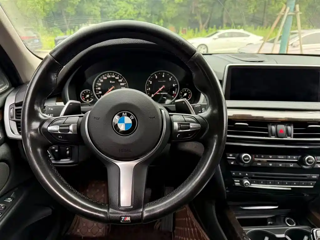 BMW X5 2015 — фото 15