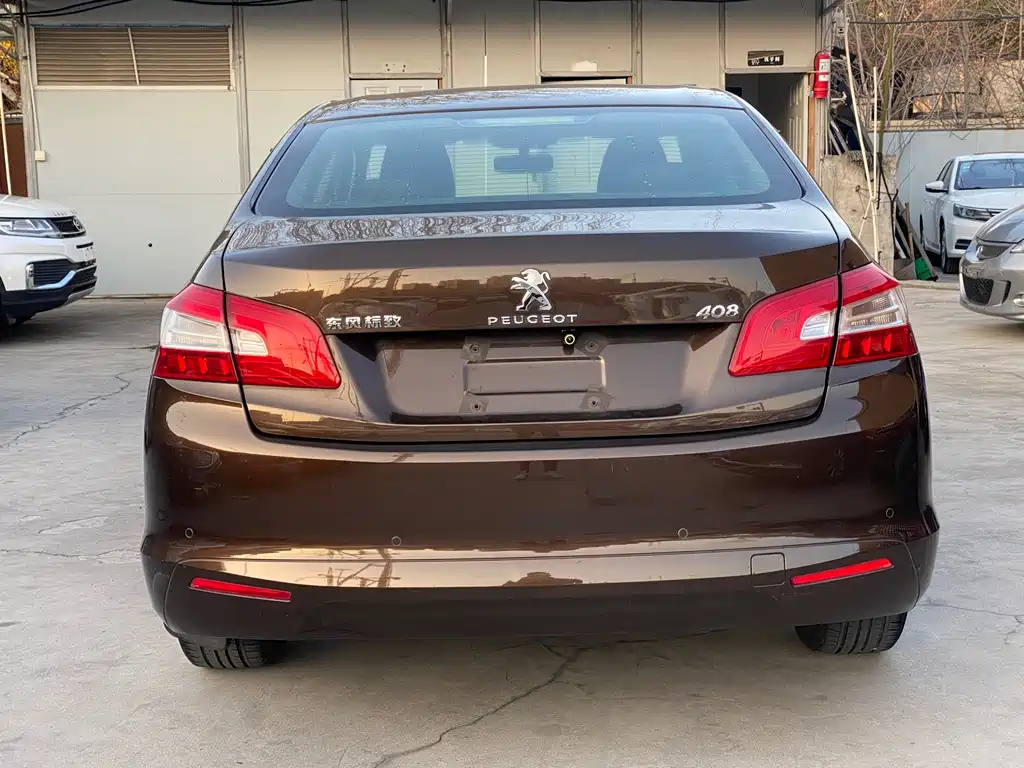 Peugeot 408 2015 — фото 13