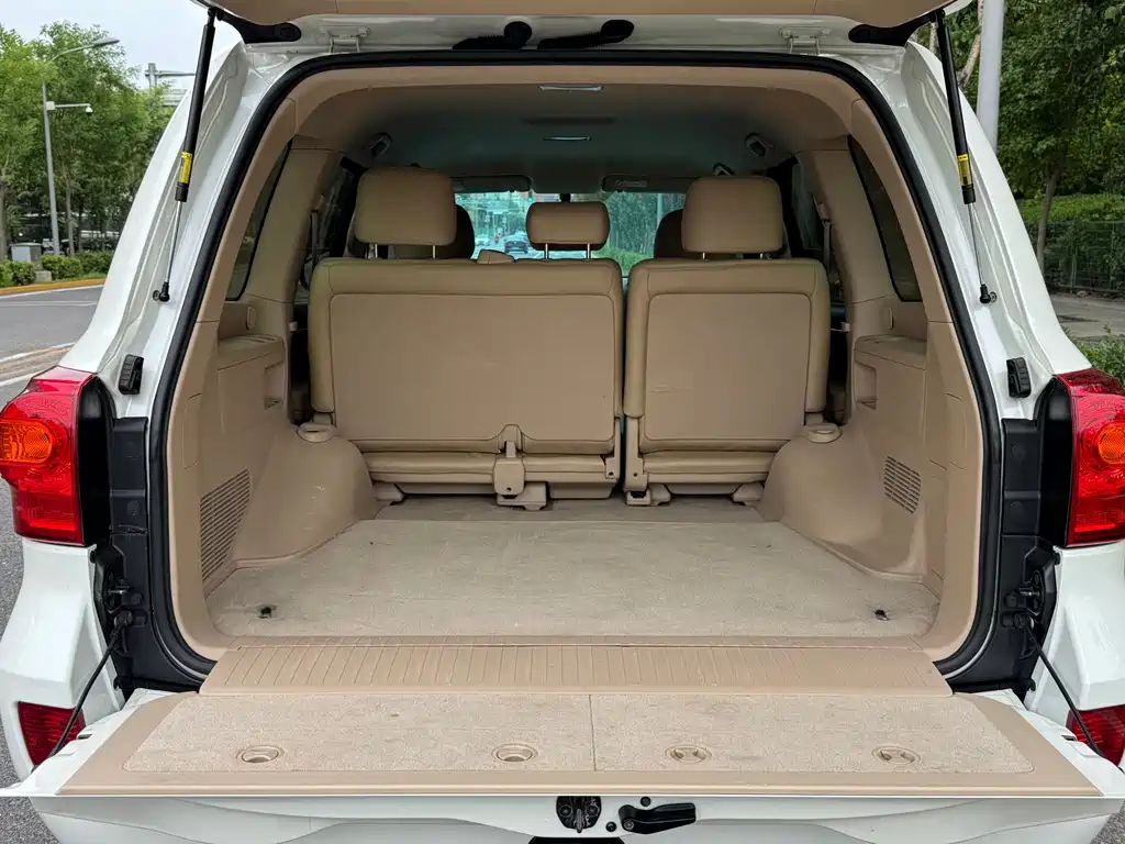 Toyota Land Cruiser 2016 — фото 22