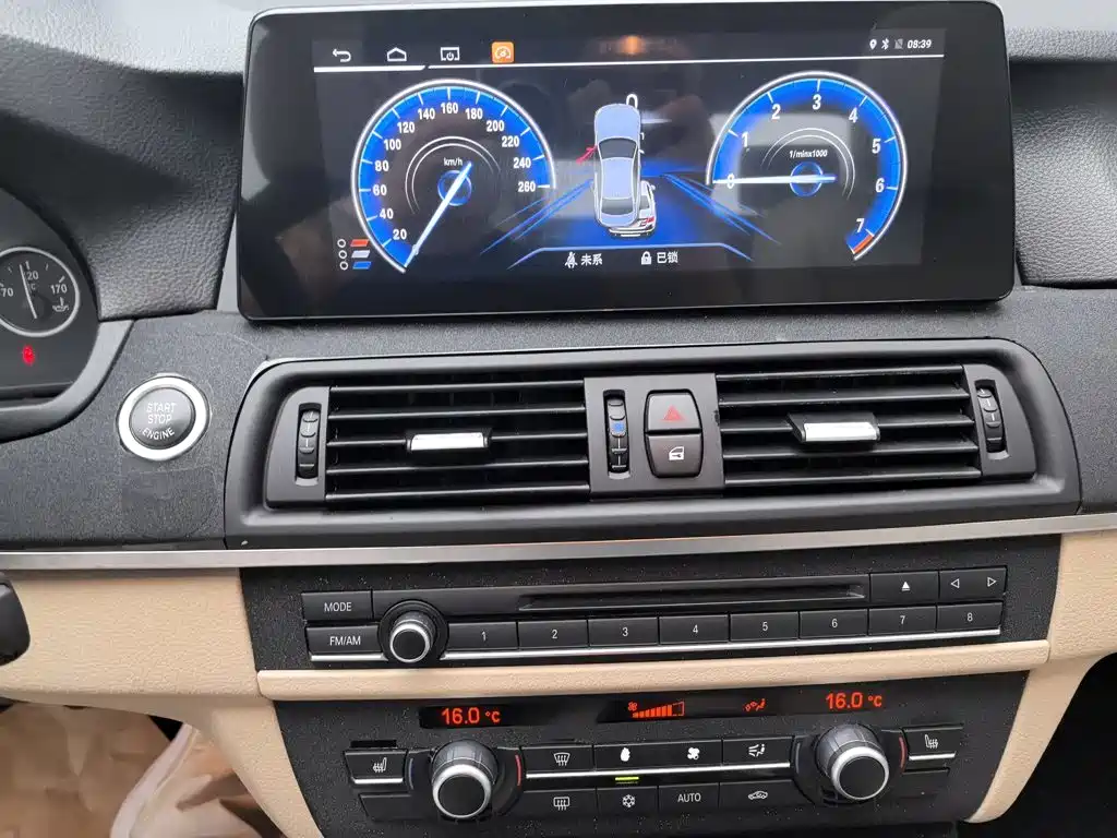 BMW 5 Series 2012 — фото 12