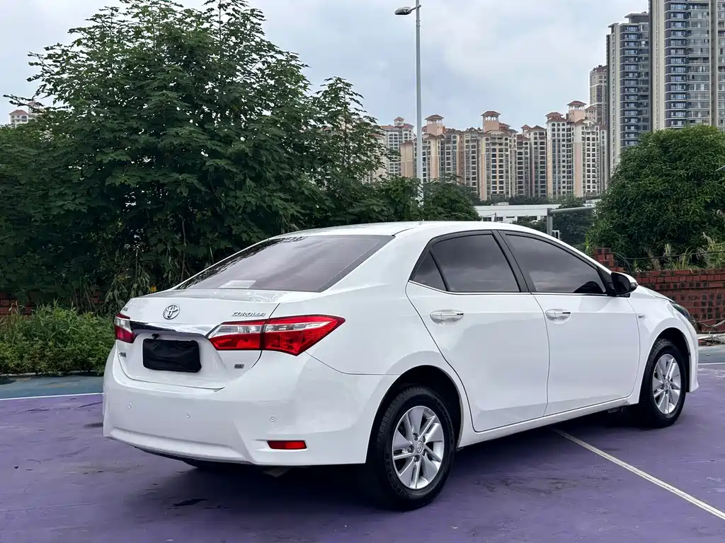 Toyota Corolla 2015