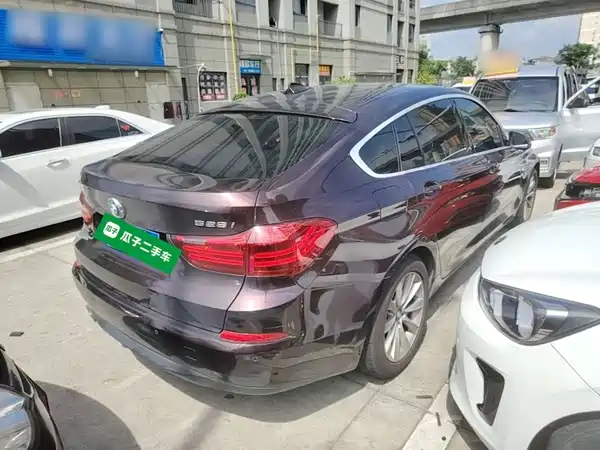 BMW 5 Series GT 2015