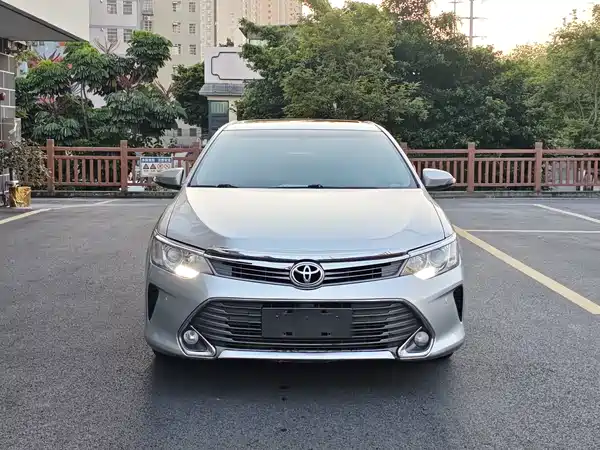 Toyota Camry 2016