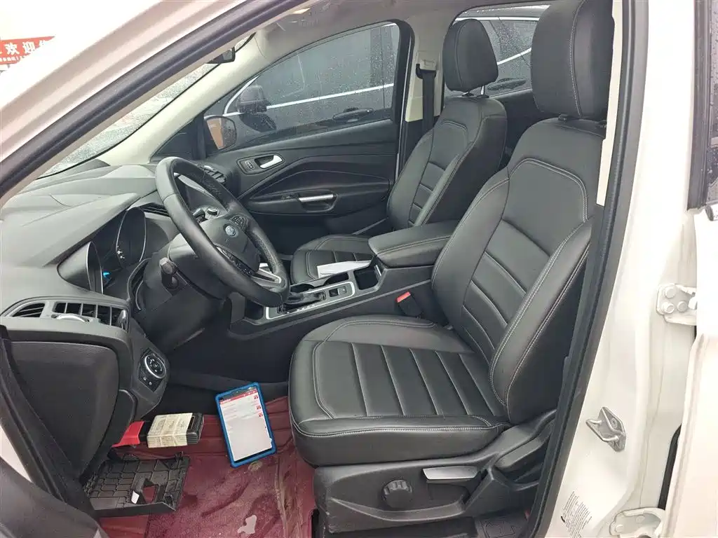 Ford Kuga 2021 — фото 15