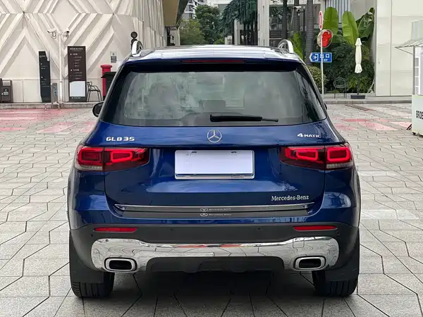 Mercedes-Benz GLB 2023