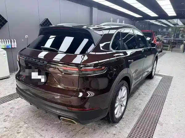 Porsche Cayenne 2020