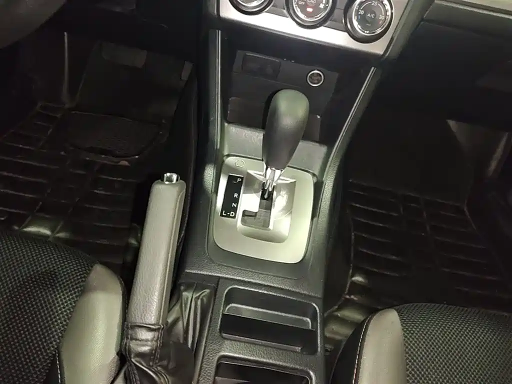 Subaru XV 2017 — фото 14