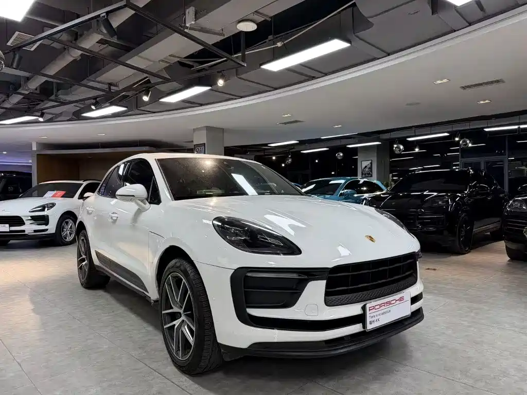 Porsche Macan 2023 — фото 2