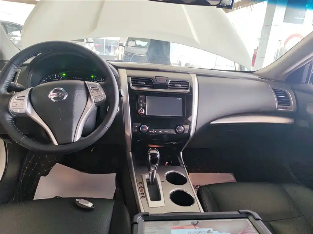 Nissan Teana 2017 — фото 10