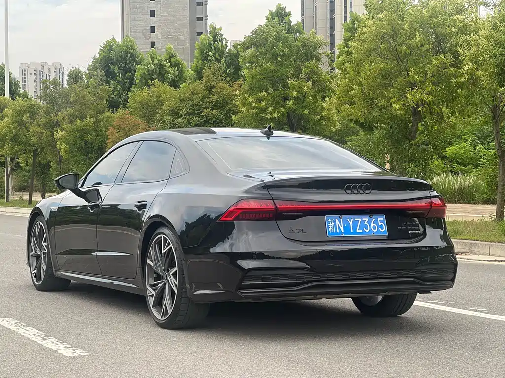 Audi A7L 2024 — фото 2