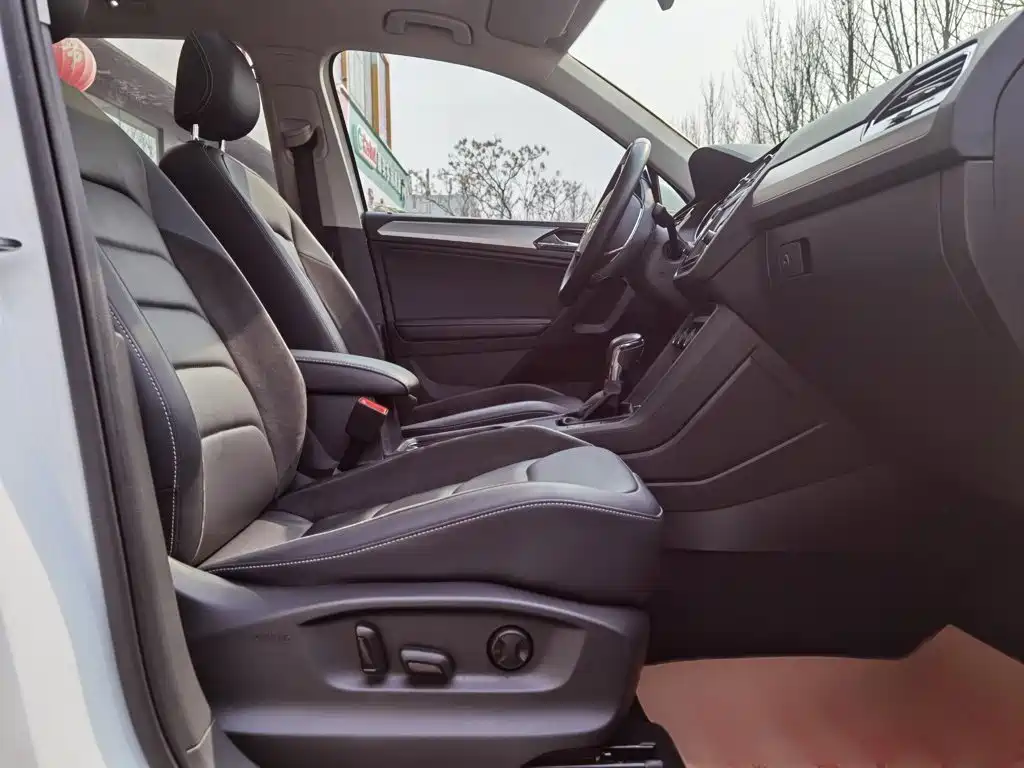 Volkswagen Tiguan L 2017 — фото 15