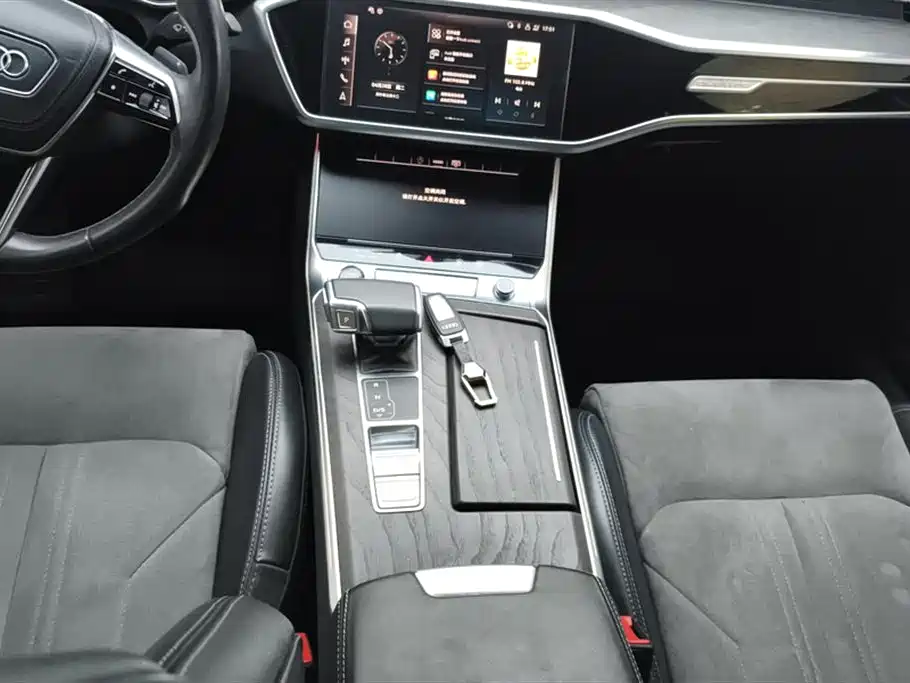 Audi A6L 2023 — фото 16