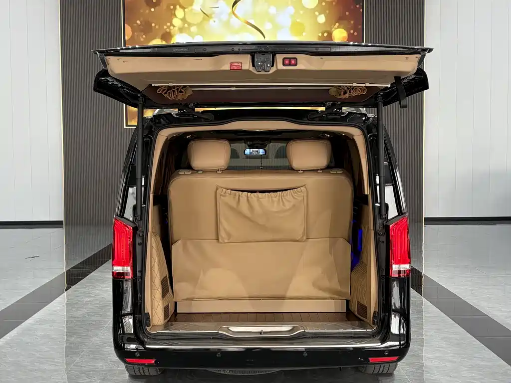 Mercedes-Benz Vito 2019 — фото 18