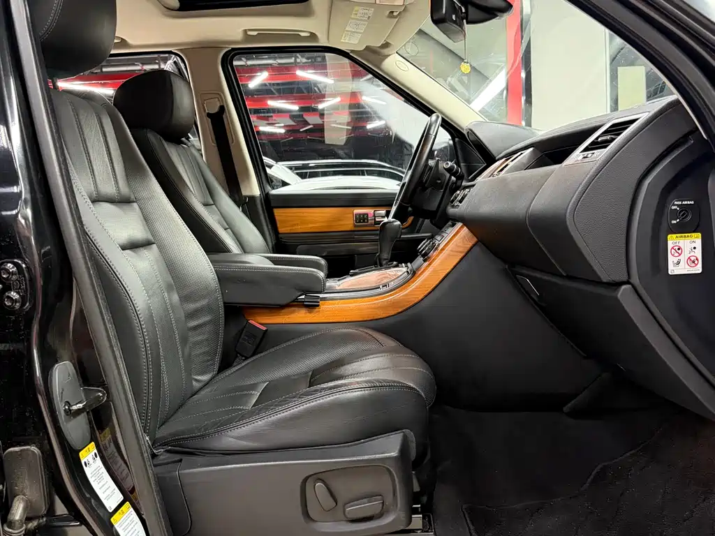 Land Rover Sport 2013 — фото 12