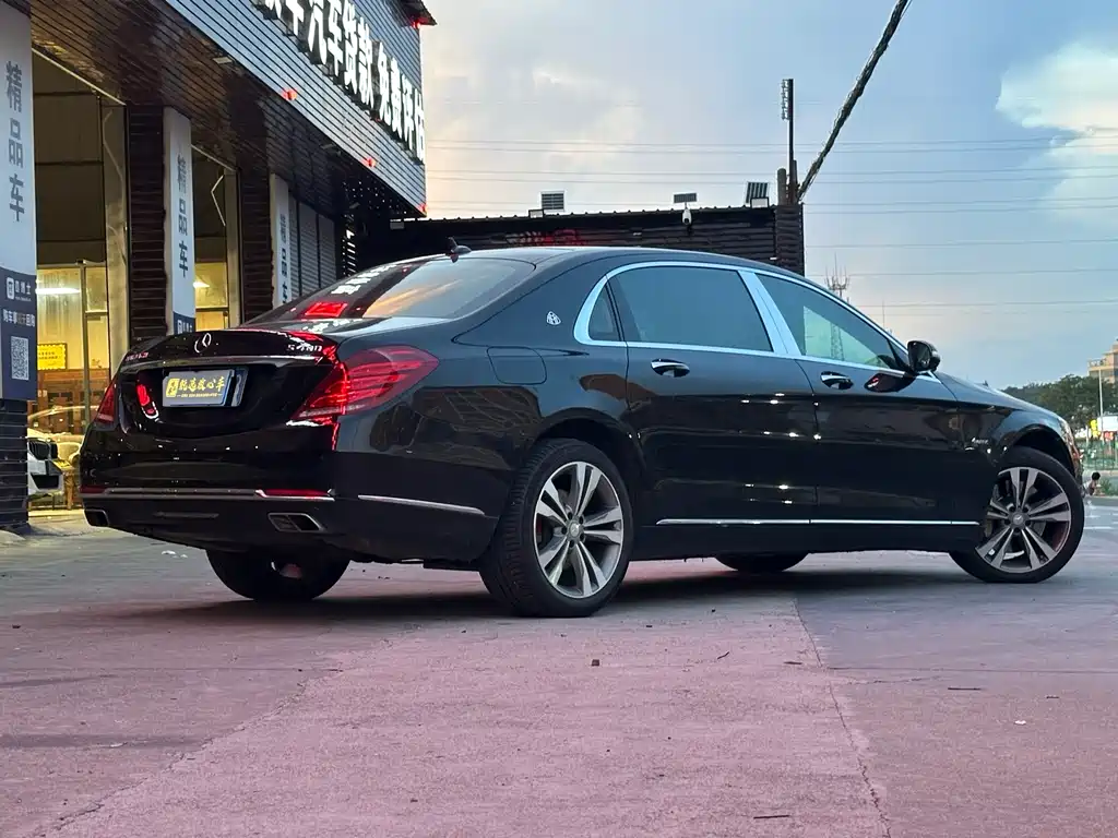 Mercedes-Benz Maybach S-Class 2015