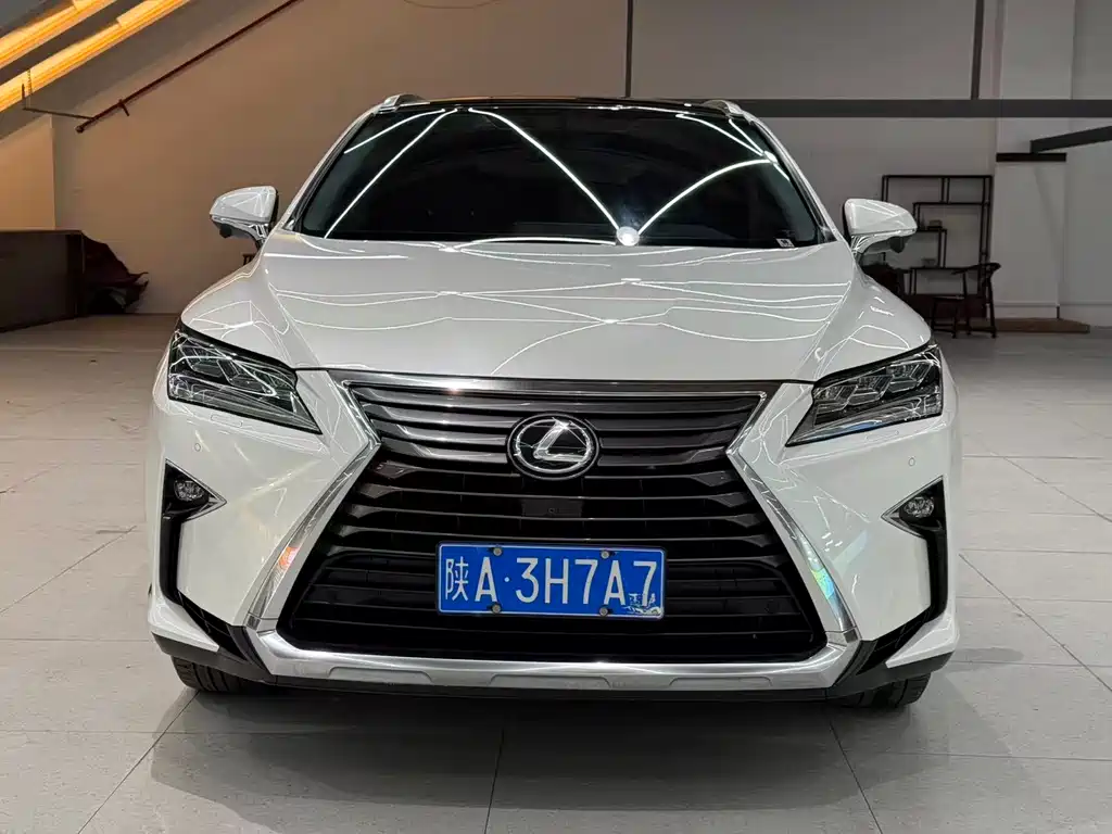 Lexus RX 2018