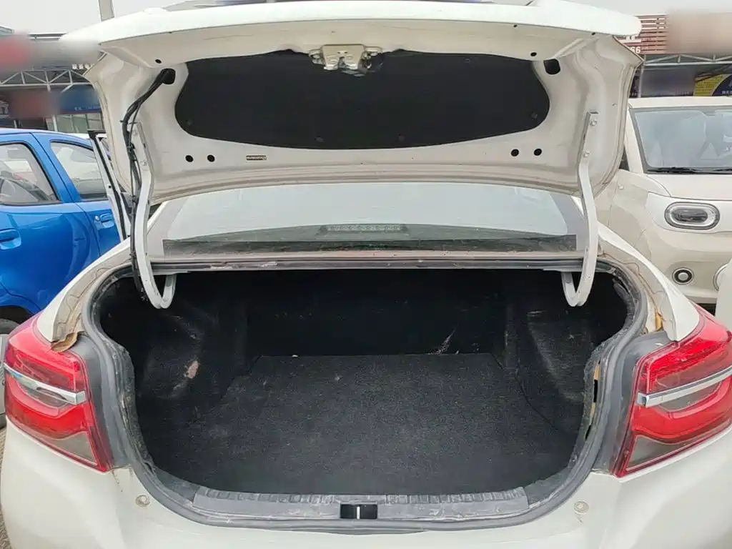 Toyota Vios 2023 — фото 19