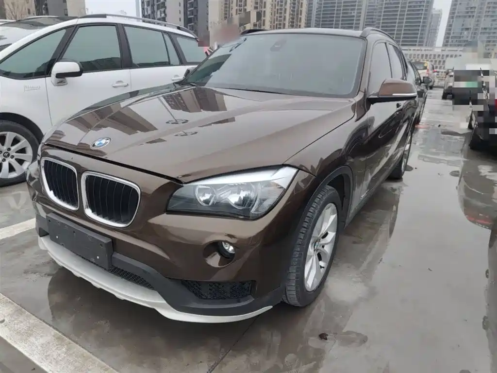 BMW X1 2014 — фото 1