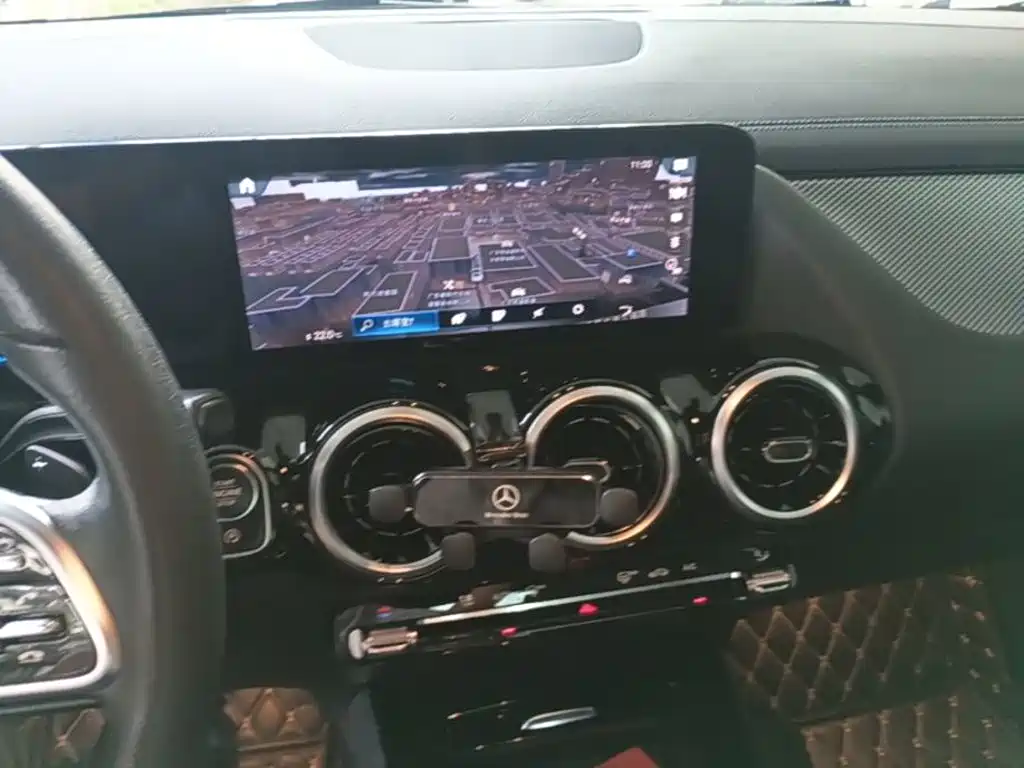 Mercedes-Benz GLA 2022 — фото 13