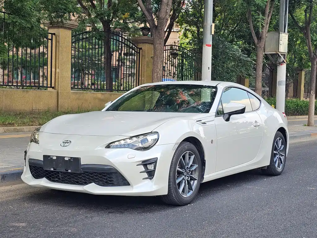 Toyota 86 2018 — фото 1