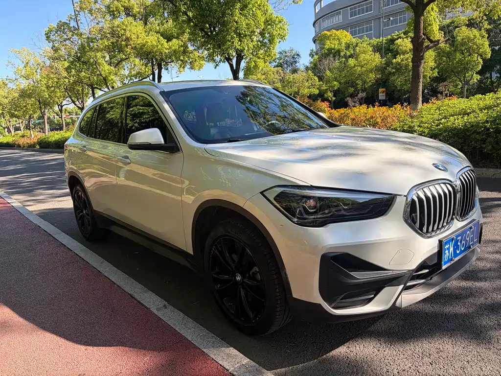 BMW X1 2020 — фото 3