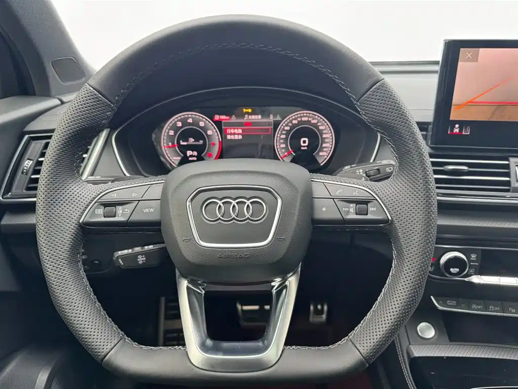Audi Q5L 2025 — фото 3