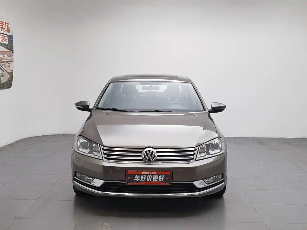 Volkswagen Magotan 2013