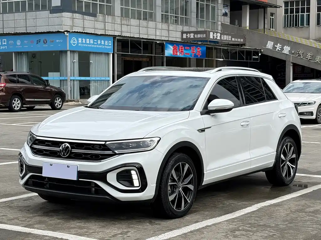 Volkswagen T-Roc 2025 — фото 1