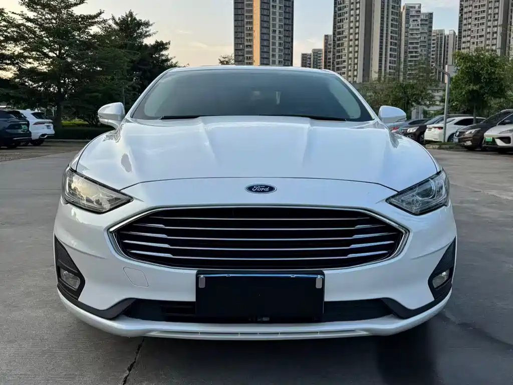 Ford Mondeo 2020 — фото 2
