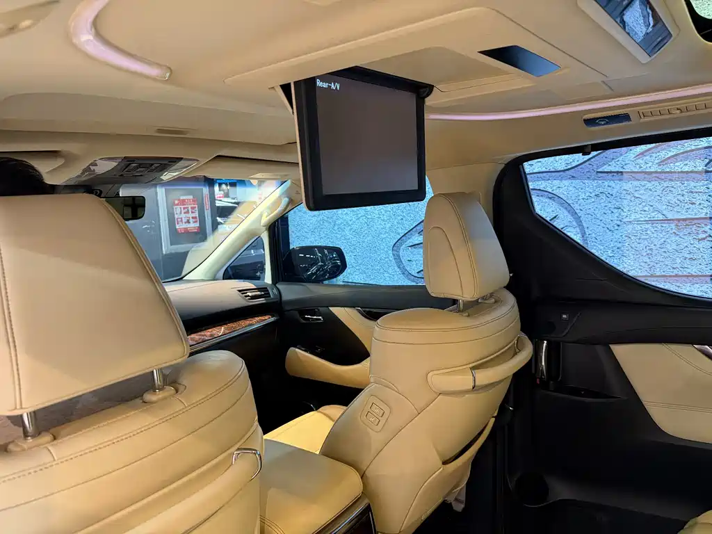 Toyota Alphard 2019 — фото 9