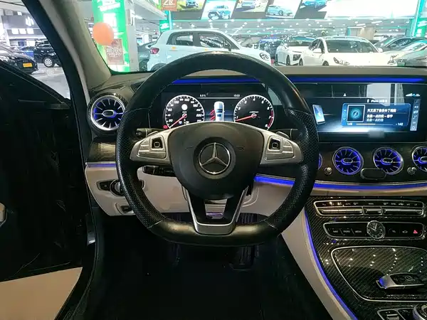 Mercedes-Benz E-Class 2016