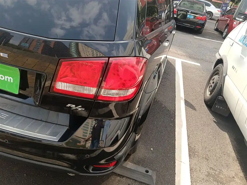 Dodge Journey 2016 — фото 24