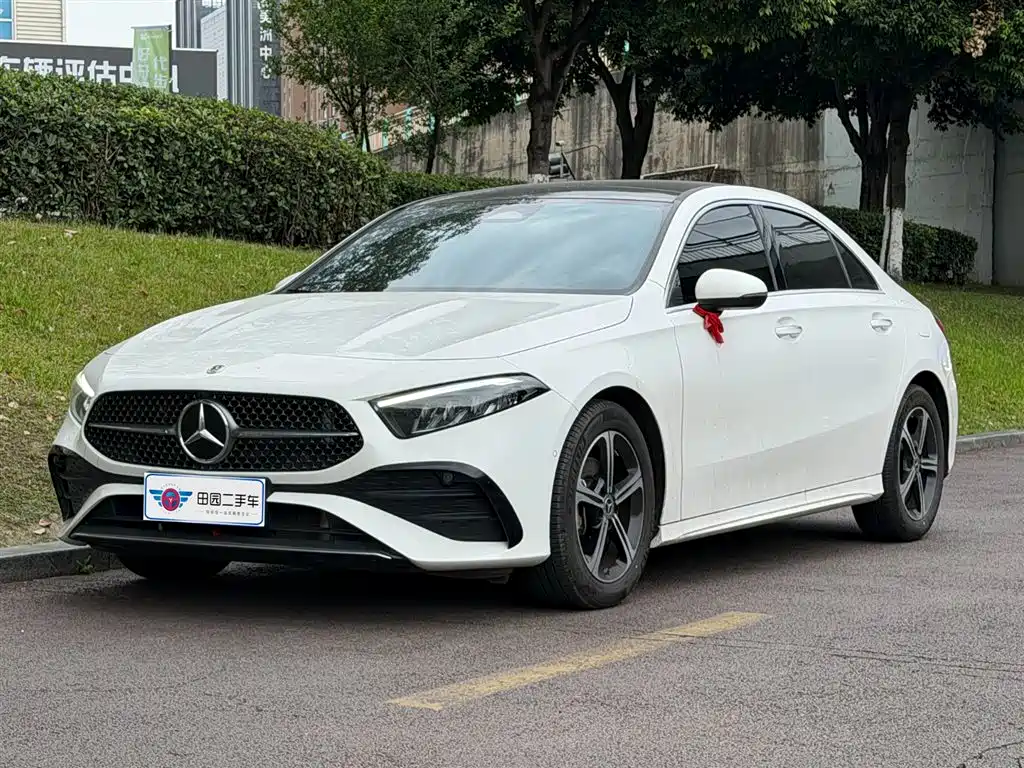 Mercedes-Benz A-Class 2023 — фото 1